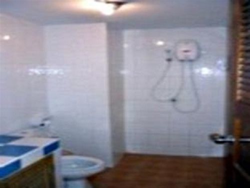 Dvc Hotel Чавенг Бийч Екстериор снимка